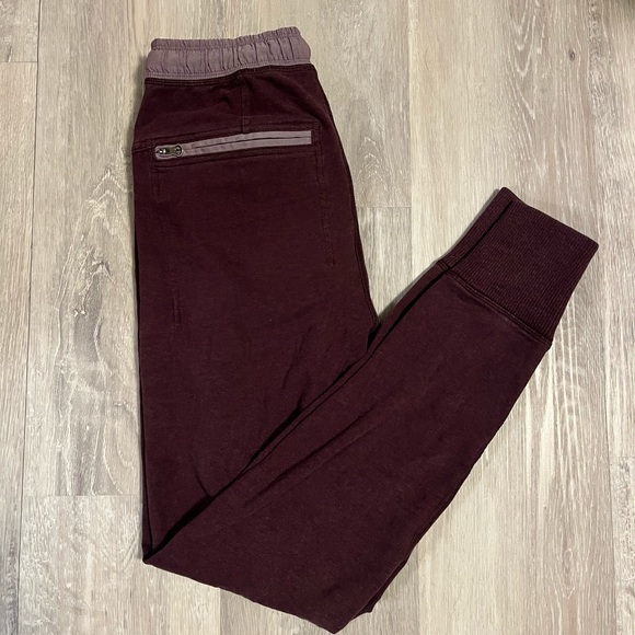 Size 4 Lululemon sweat joggers! - Picture 2 of 2